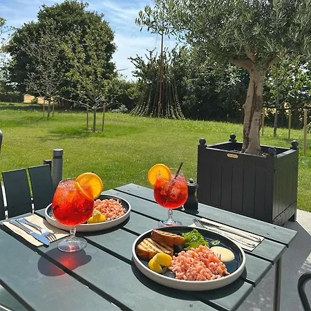 Brolokke Herregard Hotel *